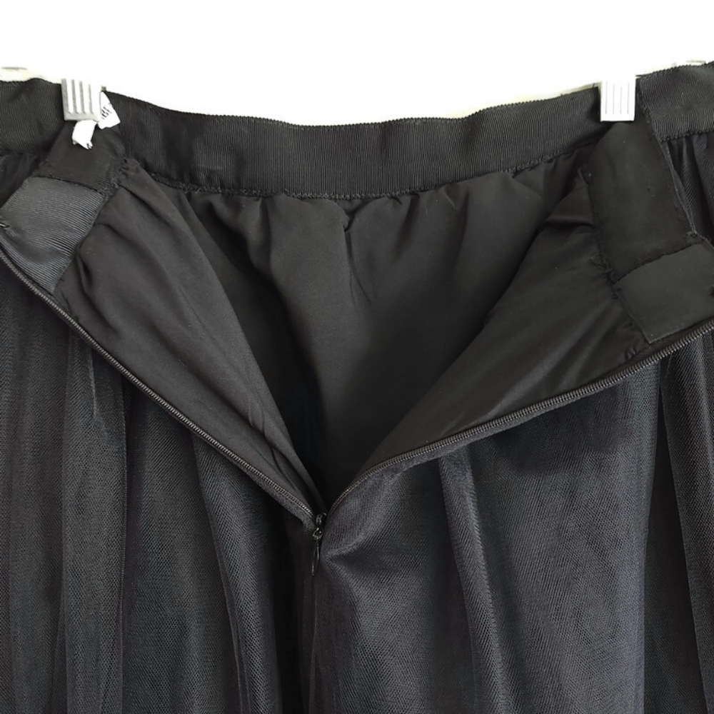 Elizabeth and James Everleigh Black Layered Tulle A-Line Tutu Style Midi Skirt - Picture 6 of 13